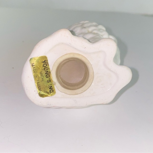 Vintage White Persian Cat Salt & Pepper Shaker Set - Picture 9 of 15